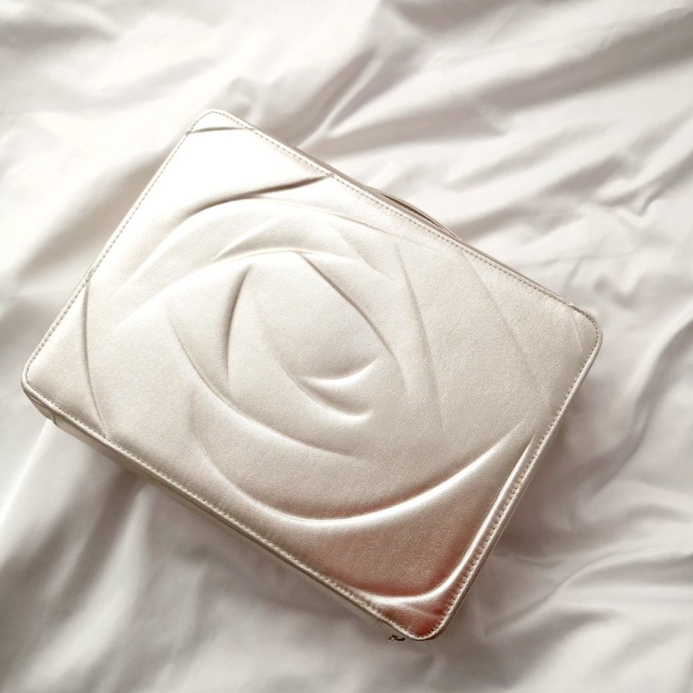 Lancome Holiday 2023 Limited Edition Gold Lamé Zip Around Travel Case